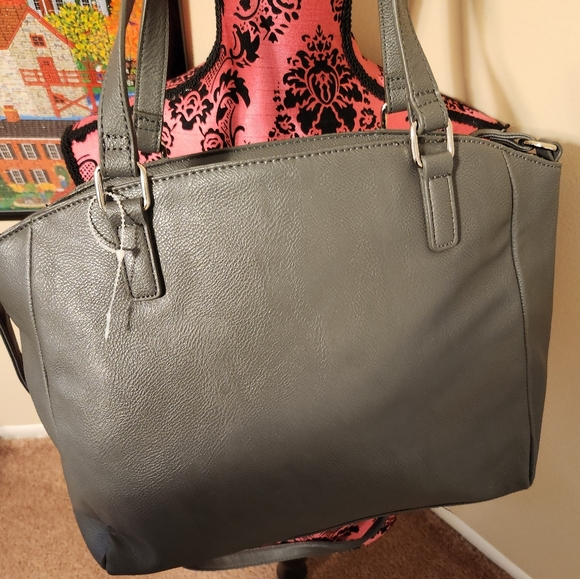 Nine West Gray Large Crossbody NWOT - Picture 6 of 6
